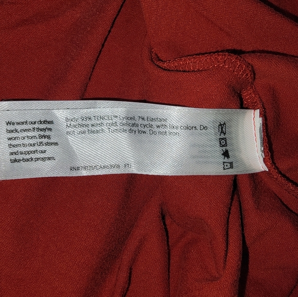 Eileen Fisher Top Size M Red - Picture 7 of 7